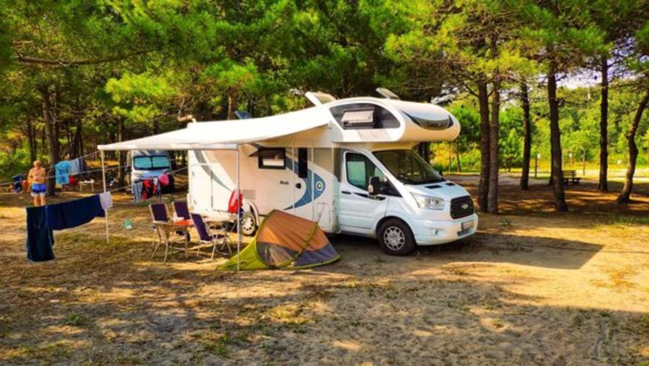 Отель Mcm Camping Улцинь Экстерьер фото